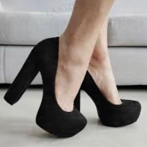 Candies women’s pumps faux suede round toe thick high heels